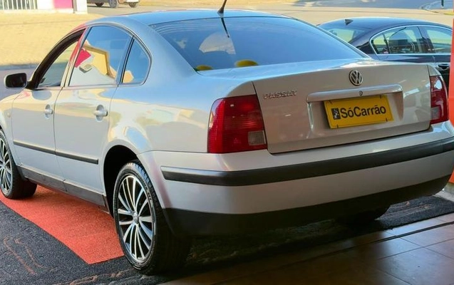 imagem-https://www.socarrao.com.br/sc-vehicle-images-prod/2156905/1784925396252-8186901_13_B_f8f0d50efb.jpeg