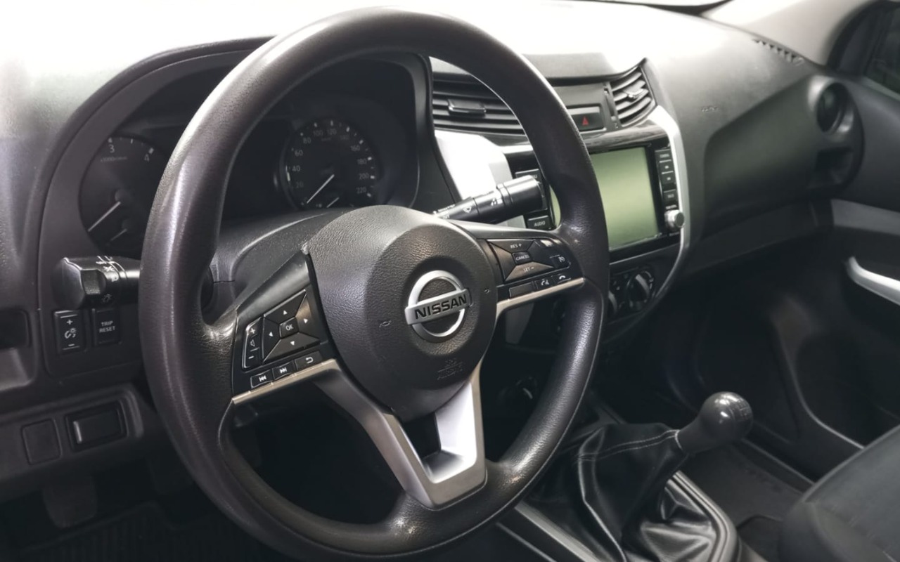 imagem-https://www.socarrao.com.br/sc-vehicle-images-prod/2156974/1781633242450-ZTY3ZjIyNTYtN2MwZi00MzdjLTg0ZjEtMzU0NDU4MDRlMzM0LmpwZw.jpg