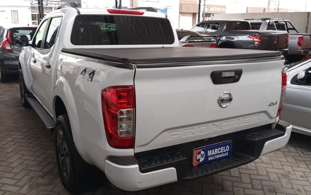 imagem-https://www.socarrao.com.br/sc-vehicle-images-prod/2156974/1781633242724-ZjE1NTI1MDEtZjQ5MC00OWU4LThhYzctNmNmZDc4ODY1Mjc4LmpwZw.jpg