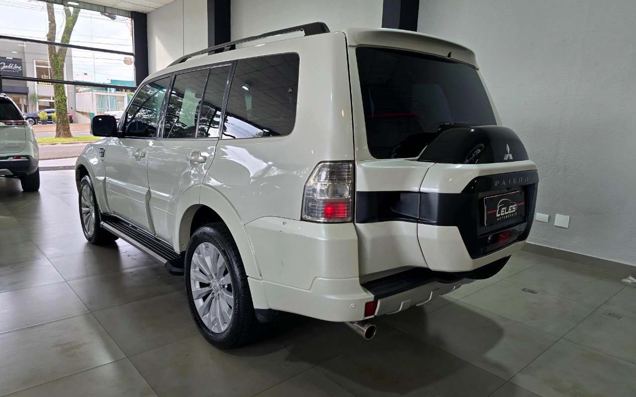 imagem-https://www.socarrao.com.br/sc-vehicle-images-prod/2157037/1781633334389-MjAyNjA2MTFfMTUxMzExLmpwZw.jpg