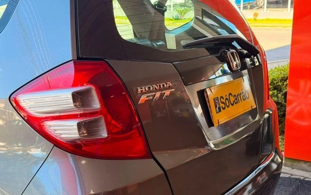 imagem-https://www.socarrao.com.br/sc-vehicle-images-prod/2157285/1787661644201-8152941_2_B_856e55b857.jpeg