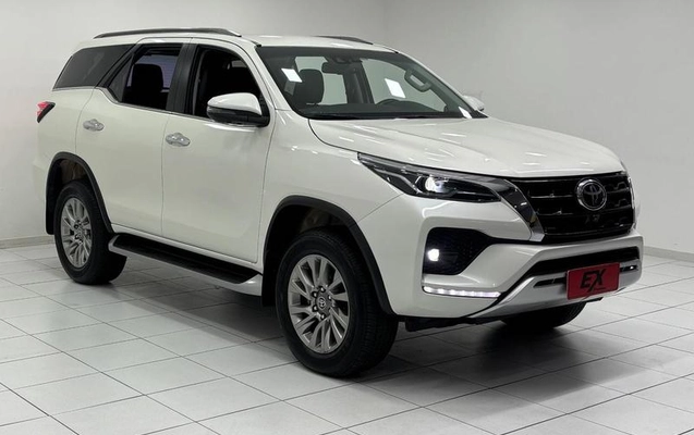 imagem-https://www.socarrao.com.br/sc-vehicle-images-prod/2157323/1792762436030-8178670_6_B_2a715d4264.jpeg