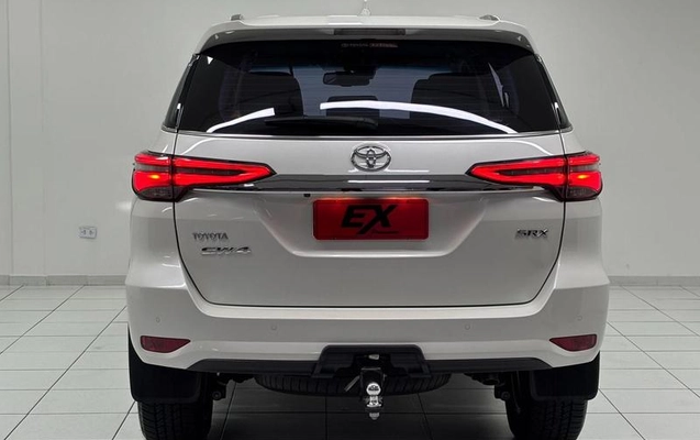imagem-https://www.socarrao.com.br/sc-vehicle-images-prod/2157323/1792762436034-8178670_0_B_b061b5a06a.jpeg