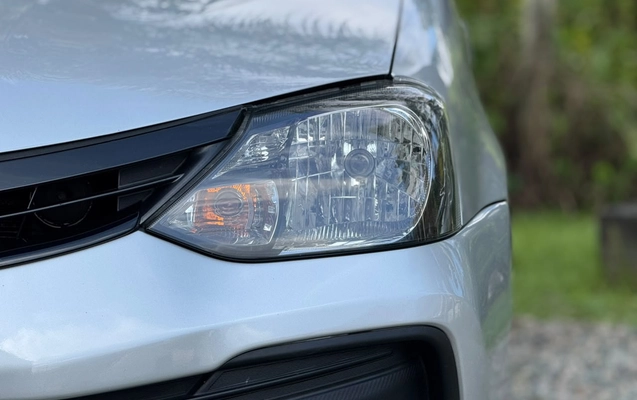 imagem-https://www.socarrao.com.br/sc-vehicle-images-prod/2157333/1781633777444-003_66075f4f4cf7c07313b187f5afee2ae8.jpeg