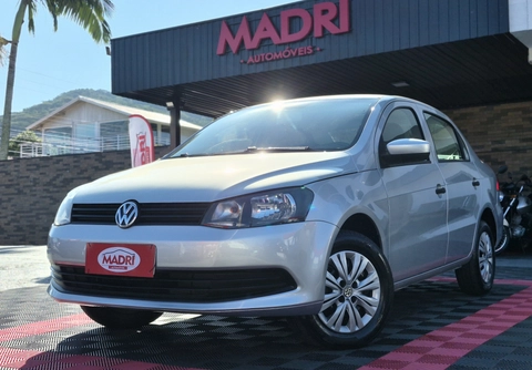 Volkswagen Voyage 2014 Prata — foto 1 de 3