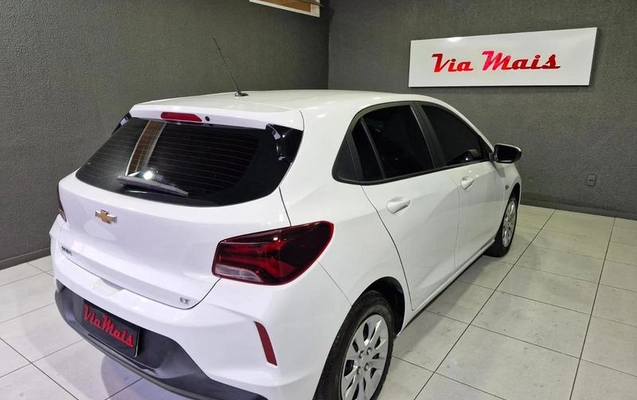 imagem-https://www.socarrao.com.br/sc-vehicle-images-prod/2157763/1788472136857-8185415_1_B_25adc1fbb7.jpeg