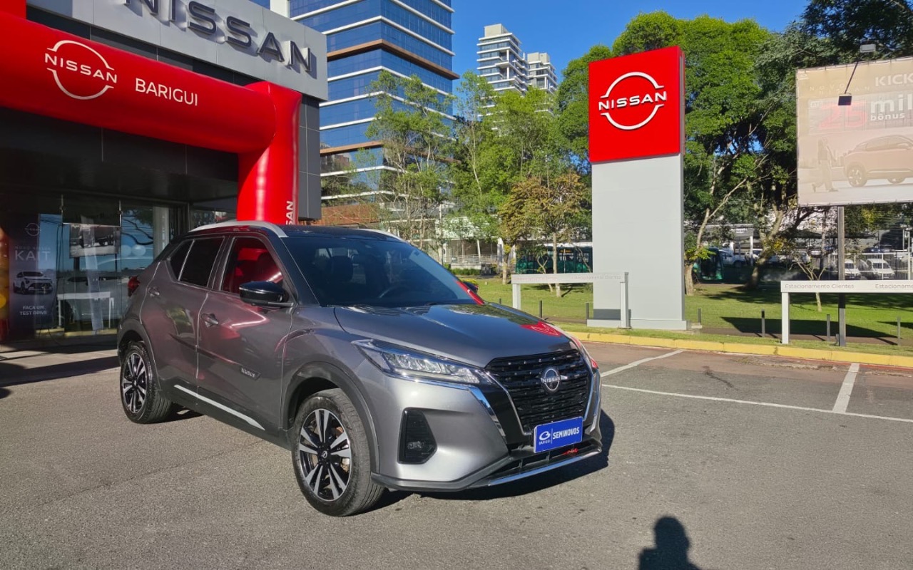 Nissan KICKS Exclusive 1.6 16V Flex Aut. na cor Cinza em Curitiba / PR - 2158744