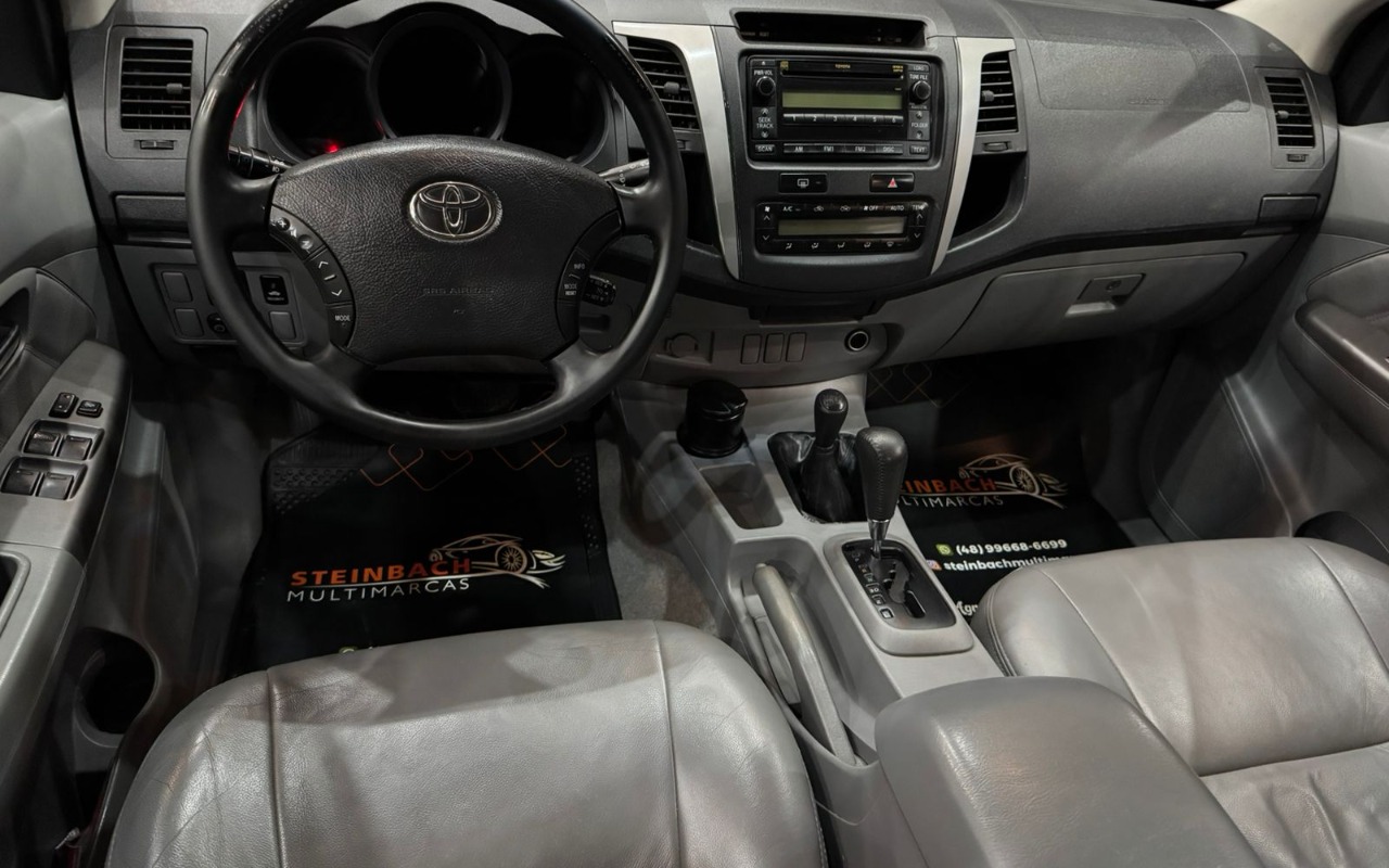 imagem-https://www.socarrao.com.br/sc-vehicle-images-prod/2159528/1781640556832-VG95b3RhIEhpbHV4IFNSViBDRCA0eDQgQ29tcGxldGEgMjAxMSBTdGVpbmJhY2ggTXVsdGltYXJjYXMgZW0gU2FudG8gQW1hcm8gZGEgSW1wZXJhdHJpeiBTQyAxMC5qcGVn.jpeg