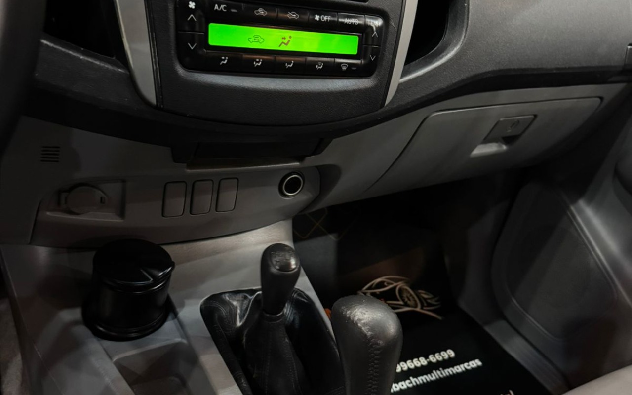 imagem-https://www.socarrao.com.br/sc-vehicle-images-prod/2159528/1781640556930-VG95b3RhIEhpbHV4IFNSViBDRCA0eDQgQ29tcGxldGEgMjAxMSBTdGVpbmJhY2ggTXVsdGltYXJjYXMgZW0gU2FudG8gQW1hcm8gZGEgSW1wZXJhdHJpeiBTQyAxMS5qcGVn.jpeg