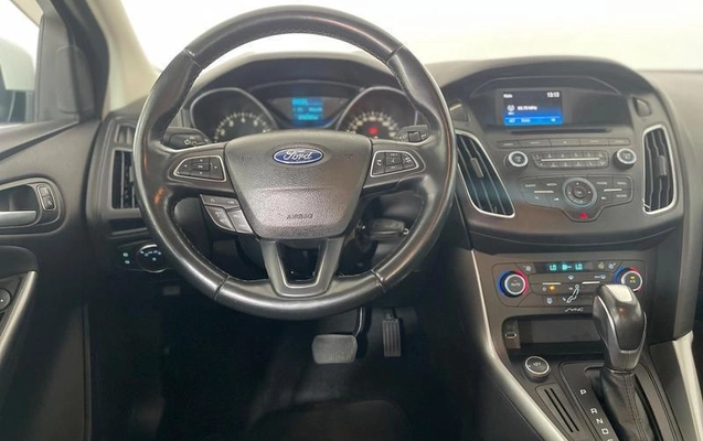 imagem-https://www.socarrao.com.br/sc-vehicle-images-prod/2159549/1788466277765-8192630_15_B_15e44fe256.jpeg