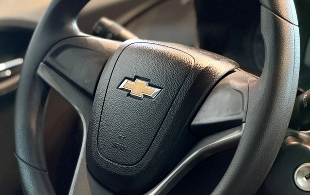 imagem-https://www.socarrao.com.br/sc-vehicle-images-prod/2159616/1781641645646-V2hhdHNBcHAgSW1hZ2UgMjAyNi0wNi0xNiBhdCAxNS4yMC4yNSAoMSkuanBlZw.jpeg