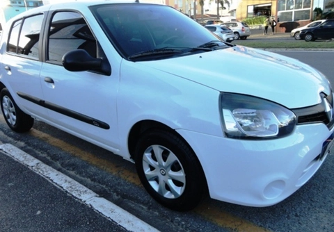 Renault Clio 2015 Branco — foto 1 de 3