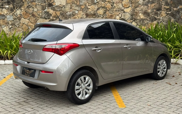 imagem-https://www.socarrao.com.br/sc-vehicle-images-prod/2159800/1781642381383-003_9922b22bde3ddd6cb2f46c4c0263963c.jpeg
