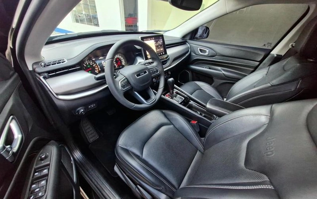 imagem-https://www.socarrao.com.br/sc-vehicle-images-prod/2159984/1789565648567-8139478_13_B_3ae5cbe5da.jpeg