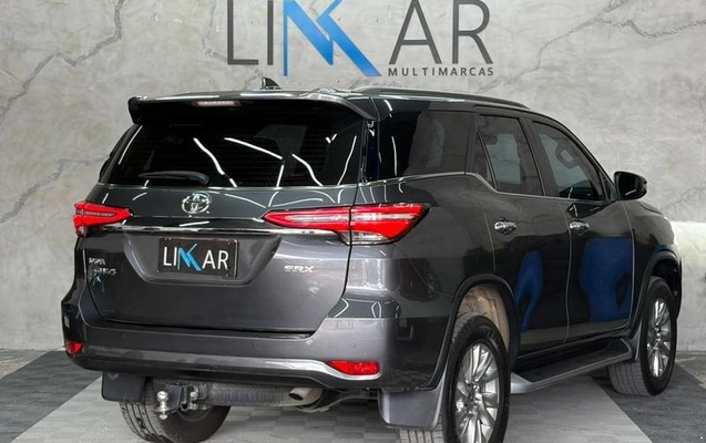 imagem-https://www.socarrao.com.br/sc-vehicle-images-prod/2160147/1787342418607-7991879_1_B_e8876a24f0.jpeg