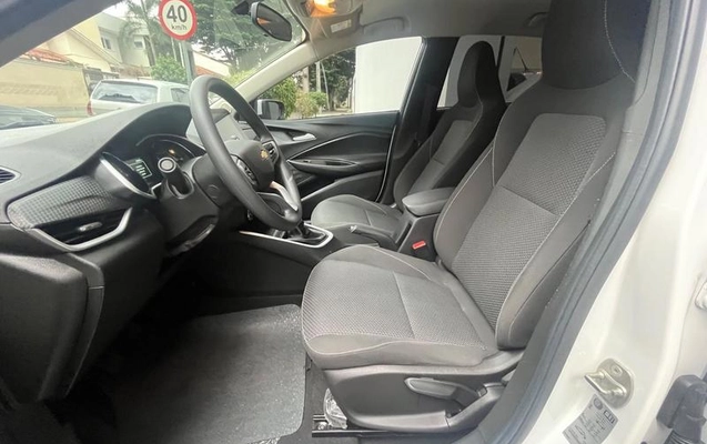 imagem-https://www.socarrao.com.br/sc-vehicle-images-prod/2160225/1789409566927-8193438_7_B_c8b15f27a3.jpeg