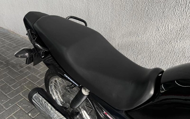imagem-https://www.socarrao.com.br/sc-vehicle-images-prod/2160376/1789505304389-8186702_17_B_81efbba603.jpeg
