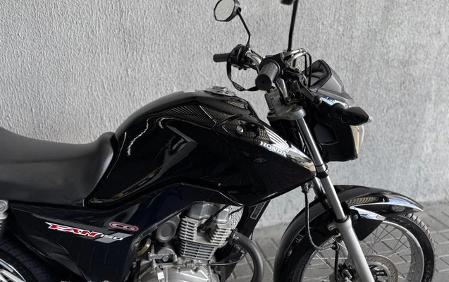 imagem-https://www.socarrao.com.br/sc-vehicle-images-prod/2160376/1789505304390-8186702_1_B_fc8da9f6c2.jpeg