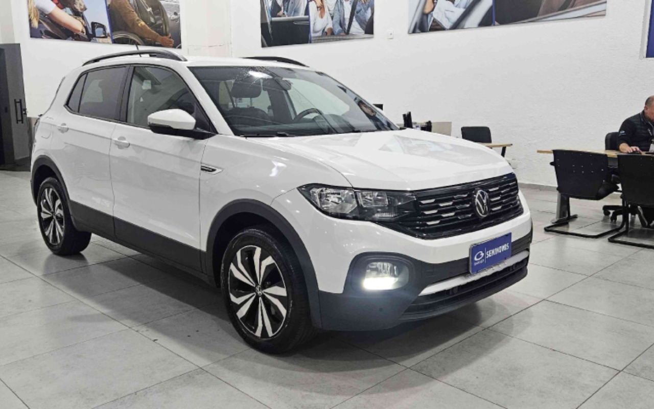 Volkswagen T-Cross Comfor. 200 TSI 1.0 Flex 5p Aut. na cor Branco em Curitiba / PR - 2160422