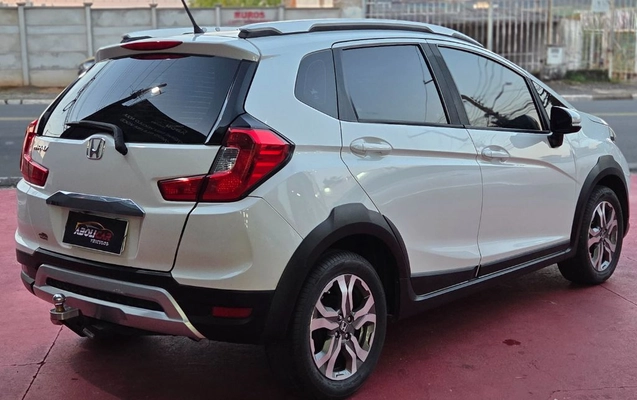 imagem-https://www.socarrao.com.br/sc-vehicle-images-prod/2160473/1789075454042-gb-88f7468.jpg
