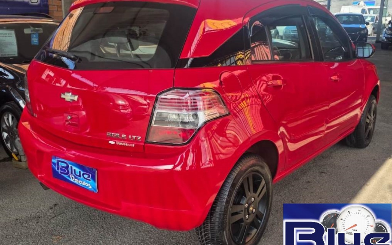 imagem-https://www.socarrao.com.br/sc-vehicle-images-prod/2165708/1781659717409-bWczLmpwZWc.jpeg