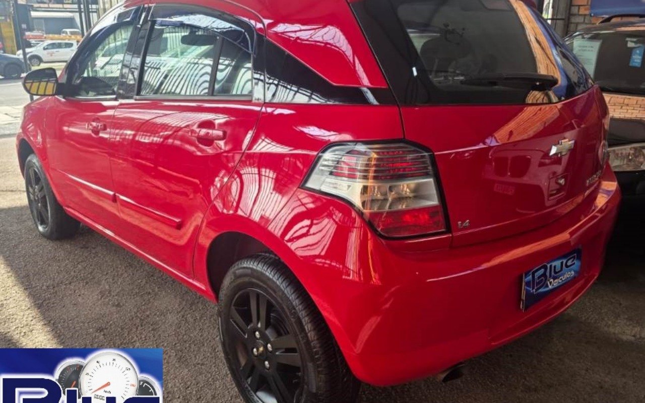 imagem-https://www.socarrao.com.br/sc-vehicle-images-prod/2165708/1781659717533-bWc0LmpwZWc.jpeg