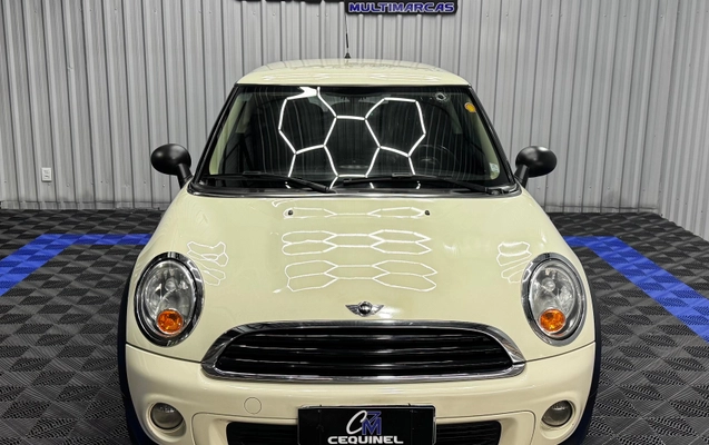 imagem-https://www.socarrao.com.br/sc-vehicle-images-prod/2174661/1781699231119-f3ba122a-4e36-40a3-abcf-290e56d0d3bf.jpeg