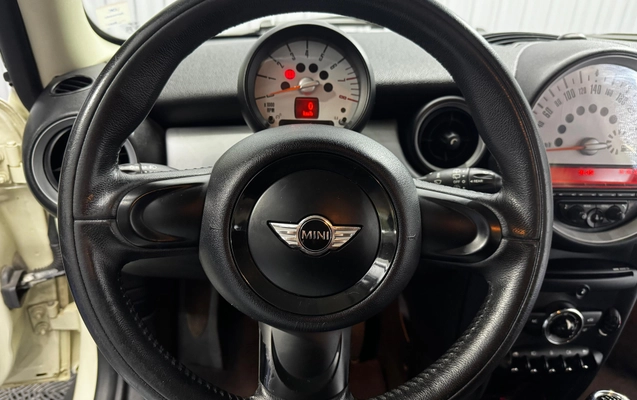 imagem-https://www.socarrao.com.br/sc-vehicle-images-prod/2174661/1781699231125-8cc9ee53-566b-4031-b4ee-15fc8c8d1ab1.jpeg