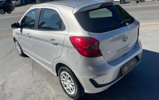 imagem-https://www.socarrao.com.br/sc-vehicle-images-prod/2174707/1781700435137-29855a1077d94d3fbc508c1df75d9254_1781700323436.jpg