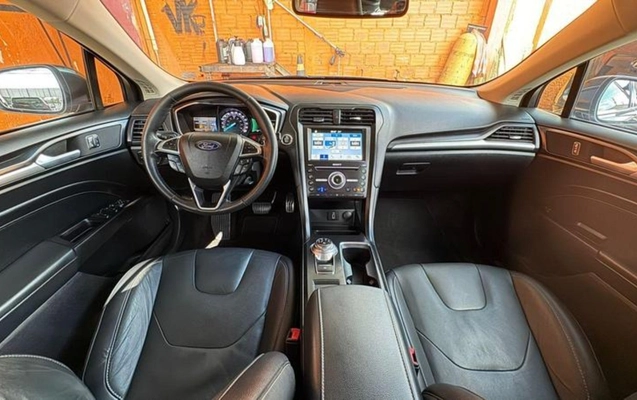 imagem-https://www.socarrao.com.br/sc-vehicle-images-prod/2174723/1781700814180-NzkyNjMyMF8xX0JfMTY4YzkwMTViNi5qcGVn.jpeg