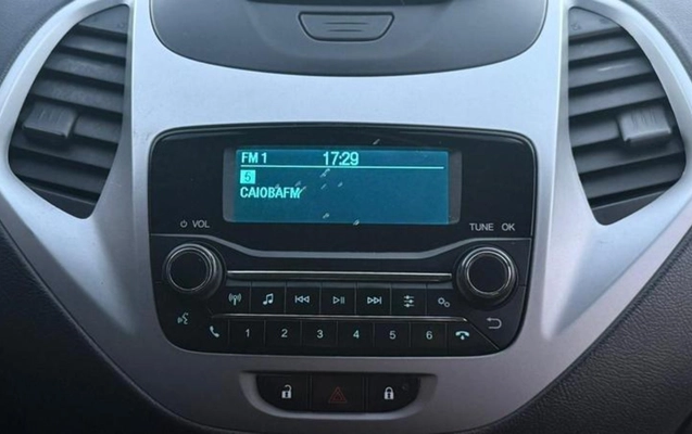 imagem-https://www.socarrao.com.br/sc-vehicle-images-prod/2174743/1781701530464-ODE4MzI1NV8wX0JfYzZhOTgxOWEzOS5qcGVn.jpeg