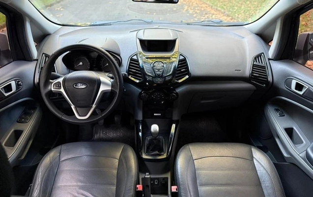 imagem-https://www.socarrao.com.br/sc-vehicle-images-prod/2174756/1788988627608-7914453_11_B_116a7a33f7.jpeg
