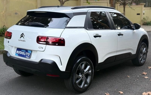 imagem-https://www.socarrao.com.br/sc-vehicle-images-prod/2174762/1787767631732-8161070_3_B_4795964d5e.jpeg
