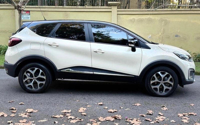 imagem-https://www.socarrao.com.br/sc-vehicle-images-prod/2174769/1787168194705-8146348_4_B_bb07322fb0.jpeg