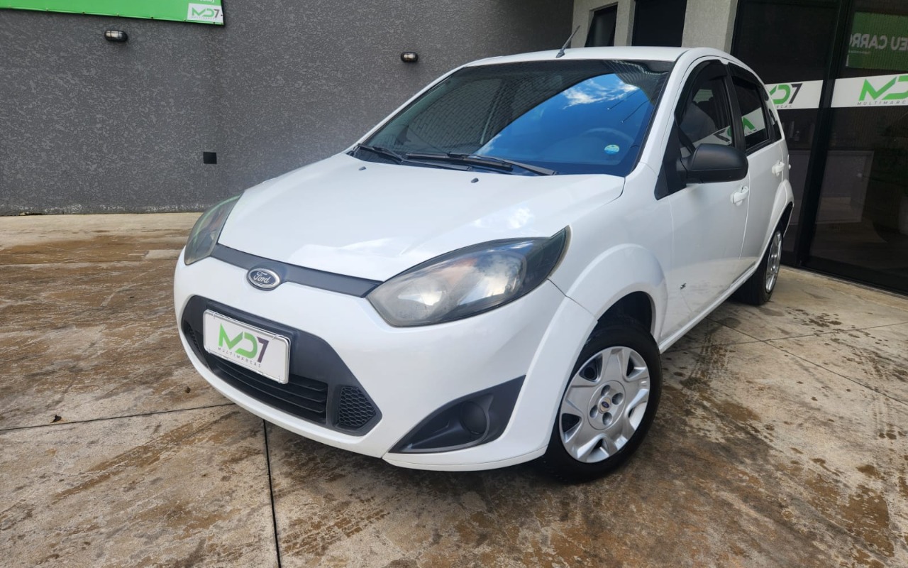 Ford Fiesta 1.0 8V Flex/Class 1.0 8V Flex 5p na cor Branco em Curitiba / PR - 2174798