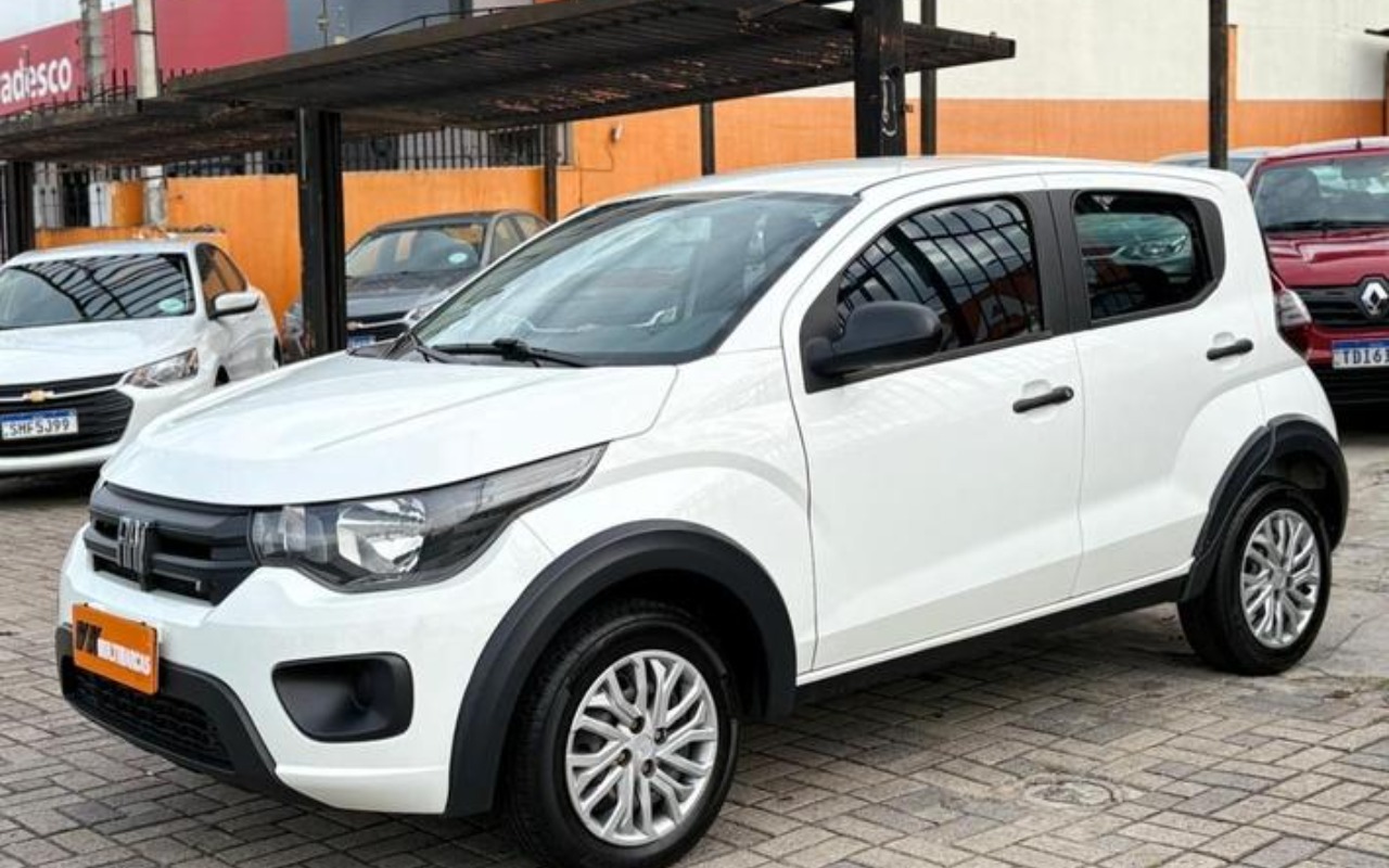 imagem-https://www.socarrao.com.br/sc-vehicle-images-prod/2174816/1781703281500-ODAyNTcwMV8wX0JfZGVhOGM4ZTA1NS5qcGVn.jpeg