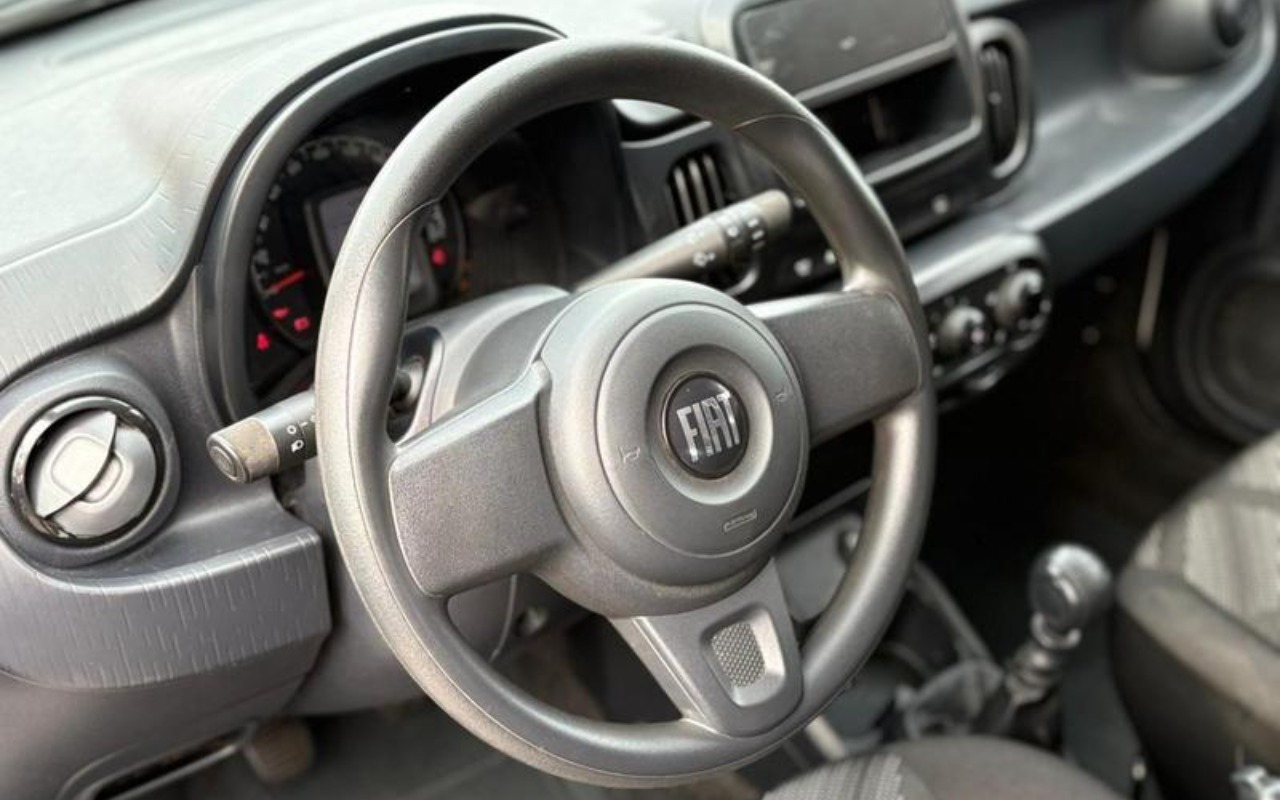 imagem-https://www.socarrao.com.br/sc-vehicle-images-prod/2174816/1781703281665-ODAyNTcwMV8wX0JfZmJmYmU4M2Y3OS5qcGVn.jpeg