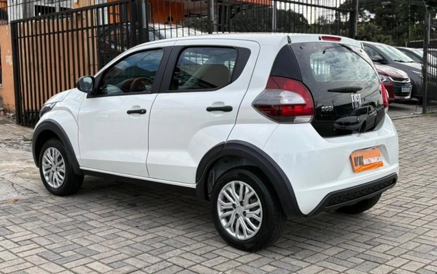 imagem-https://www.socarrao.com.br/sc-vehicle-images-prod/2174816/1781703282509-ODAyNTcwMV8xNV9CXzY2ODZjMTgxMTYuanBlZw.jpeg