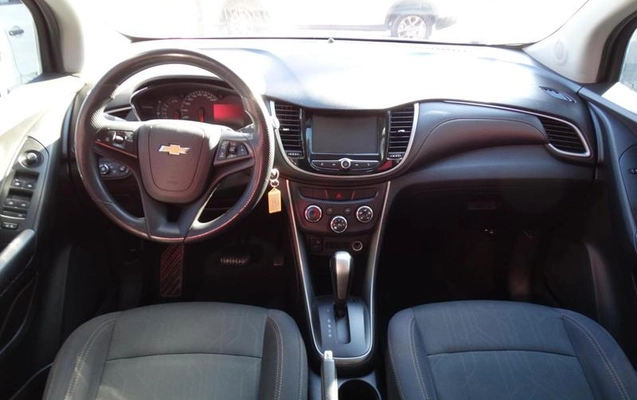 imagem-https://www.socarrao.com.br/sc-vehicle-images-prod/2174928/1791227156355-8194648_7_B_2900f0e776.jpeg