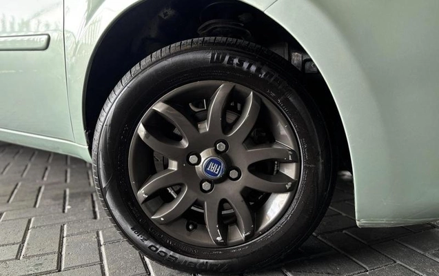 imagem-https://www.socarrao.com.br/sc-vehicle-images-prod/2174939/1789390403840-8192965_13_B_c2e4d3ea37.jpeg