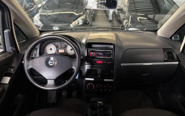 imagem-https://www.socarrao.com.br/sc-vehicle-images-prod/2174939/1789390403844-8192965_5_B_5cdddd04fa.jpeg