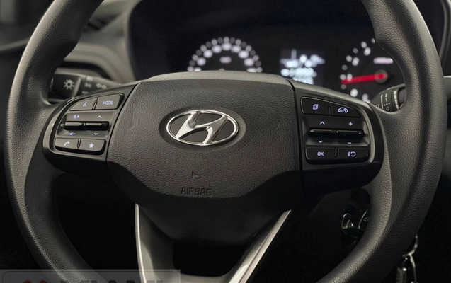 imagem-https://www.socarrao.com.br/sc-vehicle-images-prod/2174974/1781705980426-7d5a5b18fa114eba99e5ba1ee137b23d_1781705911757.jpg