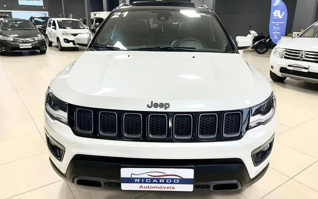 imagem-https://www.socarrao.com.br/sc-vehicle-images-prod/2174993/1788273237169-8142864_15_B_f0dae8ab2a.jpeg
