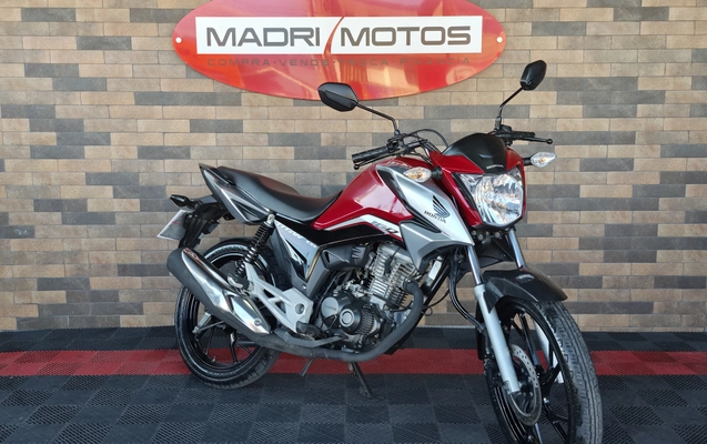 imagem-https://www.socarrao.com.br/sc-vehicle-images-prod/2175016/1781706457272-003_8e902f41655f6a5b8ea166cd31a83b84.jpg