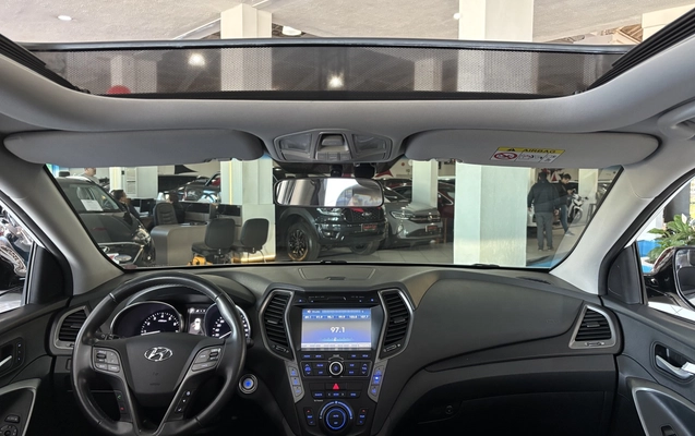imagem-https://www.socarrao.com.br/sc-vehicle-images-prod/2175085/1781707824376-1_114932.jpg