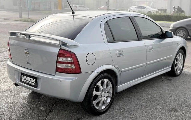 imagem-https://www.socarrao.com.br/sc-vehicle-images-prod/2175132/1786994009239-8194960_8_B_2a80b78bc1.jpeg