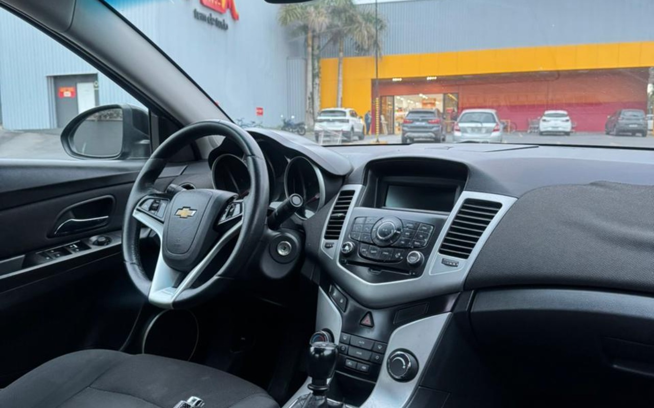 imagem-https://www.socarrao.com.br/sc-vehicle-images-prod/2175137/1781709159061-V2hhdHNBcHAgSW1hZ2UgMjAyNi0wNi0xNiBhdCAxNy4yMy4yNi5qcGVn.jpeg
