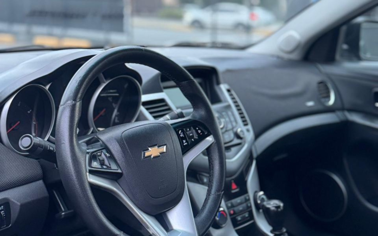 imagem-https://www.socarrao.com.br/sc-vehicle-images-prod/2175137/1781709159454-V2hhdHNBcHAgSW1hZ2UgMjAyNi0wNi0xNiBhdCAxNy4yMy4yNyAoMSkuanBlZw.jpeg