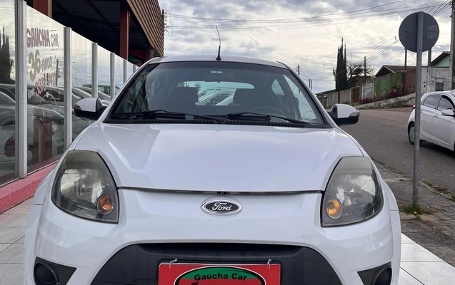 imagem-https://www.socarrao.com.br/sc-vehicle-images-prod/2175163/1782743995955-ZDcxMTFhNGItZTNkNy00ZTU2LTgzYmUtYWU1NmRjNTA0Zjk2LmpwZw.jpg