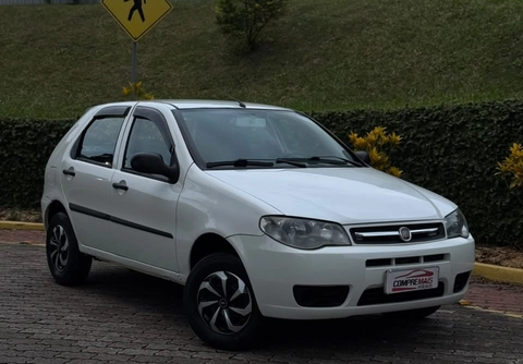 Fiat Palio 2013 Branco — foto 1 de 3